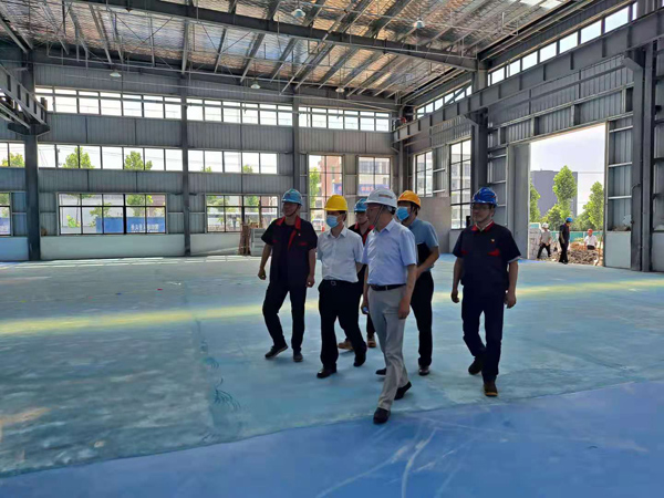 市住建局局长到狮子山项目调研