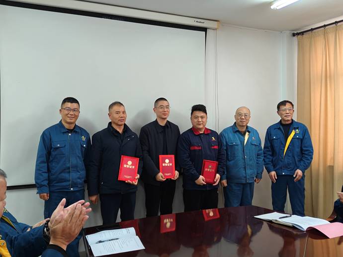 第一事业部冶化协力项目部获足球比分预测
冶化公司“强化意识，防控风险”...