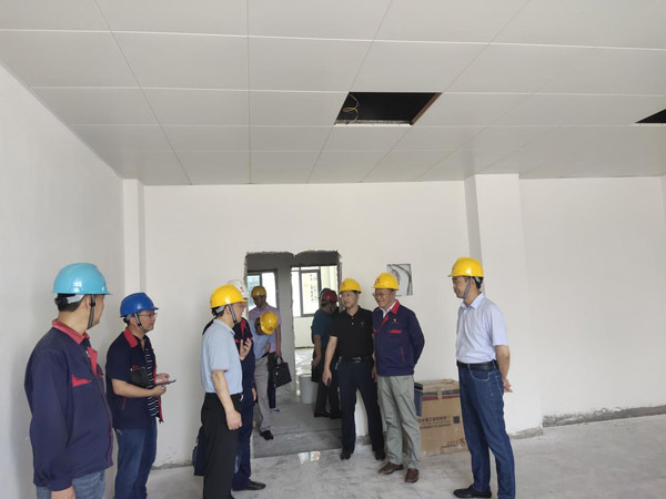 周俊到有色研发基地项目调研 周俊到有色研发基地项目调研