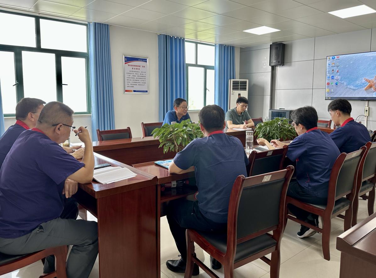 王伍升到建材公司调研 王伍升到建材公司调研