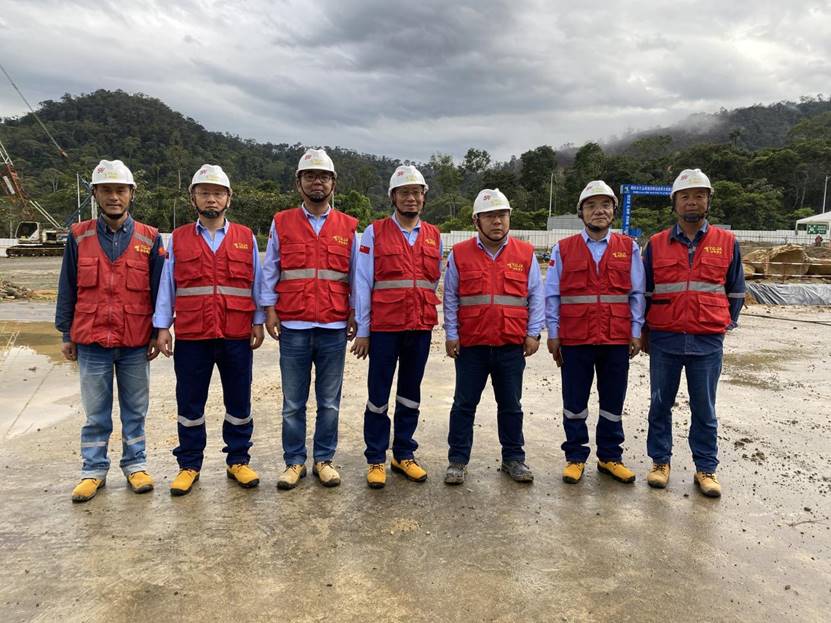 公司总经理到厄瓜多尔分公司调研指导工作 公司总经理到厄瓜多尔分公司调研指导工作