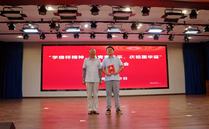 公司举办主题故事分享会 公司举办主题故事分享会